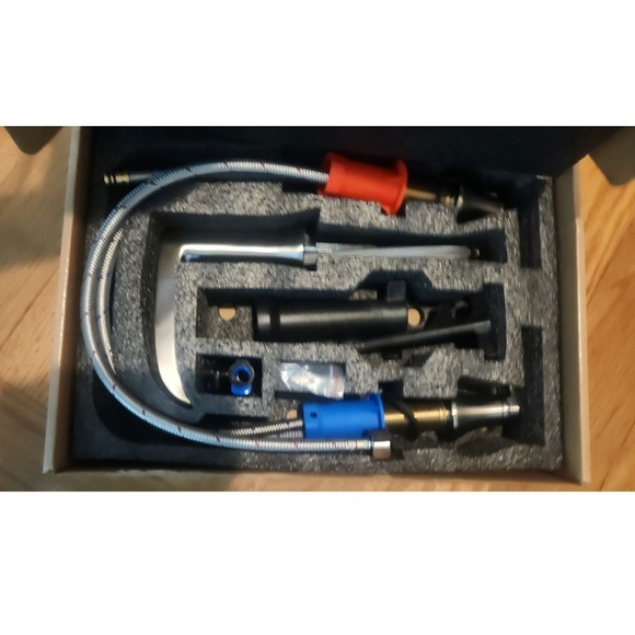 NEW waterfall bathtub faucet, never used - Picture 5 of 10